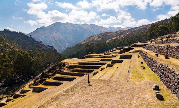 ruinas incas en chinchero en perú