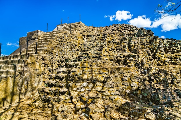 Ruinas mayas de el tazumal cerca de santa ana en el salvador centroamérica