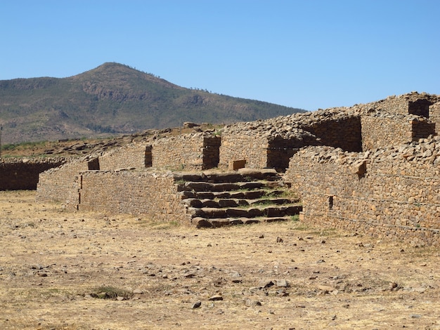 Ruinas del palacio en la ciudad de Axum, Etiopía