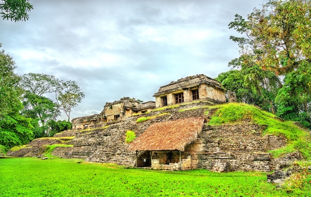 Ruinas de Palenque en Chiapas, una antigua ciudad maya en México