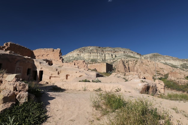 Ruinas en el pueblo de Cavusin Capadocia