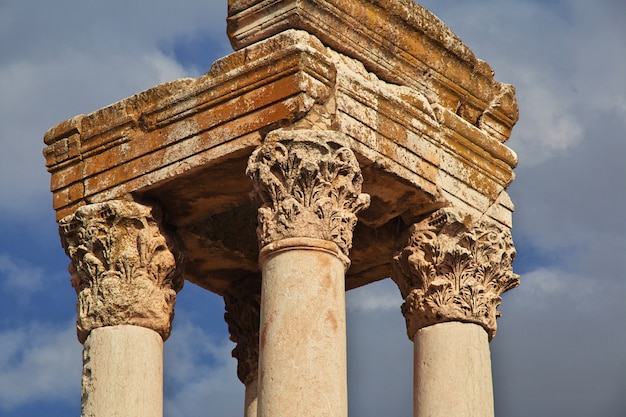 Ruinas romanas en Anjar, Líbano