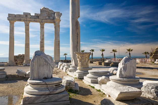 Las ruinas romanas del Templo de Apolo, Lateral, Costa Turquesa, provincia de Antalya, Turquía