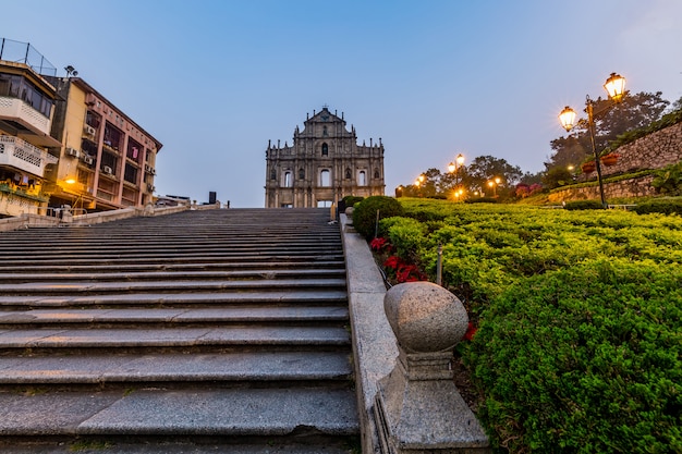 Ruinas de San Pablo, punto de referencia de Macao, en 2005, se incluyeron oficialmente como parte del Centro histórico de Macao