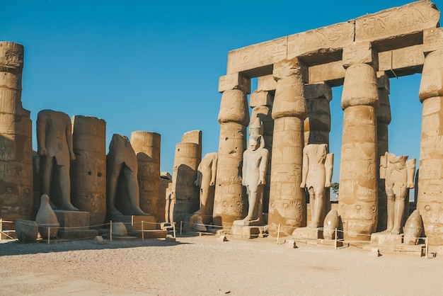 Ruinas del templo egipcio de Karnak el museo al aire libre más grande de Luxor