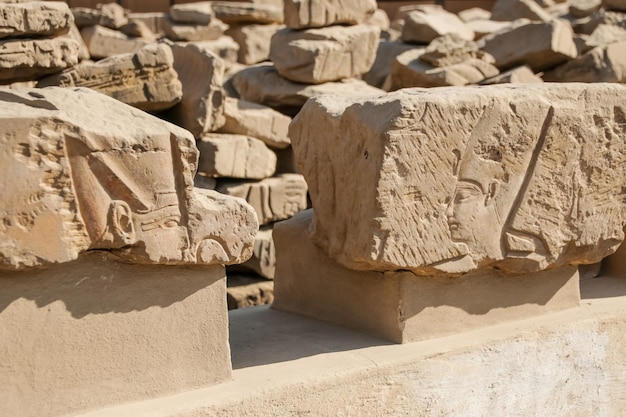 Ruinas del templo egipcio de Karnak el museo al aire libre más grande de Luxor