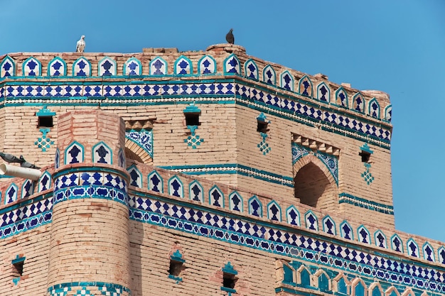 Las ruinas de Uch Sharif de mausoleos centenarios cierran Bahawalpur Pakistán