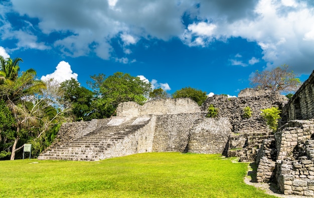 Ruinen der alten Maya-Stadt Kohunlich in Quintana Roo, Mexiko