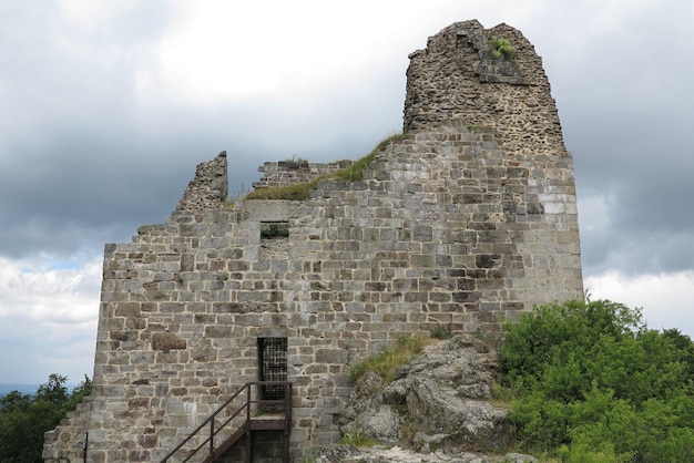 Ruinen der Burg Primda