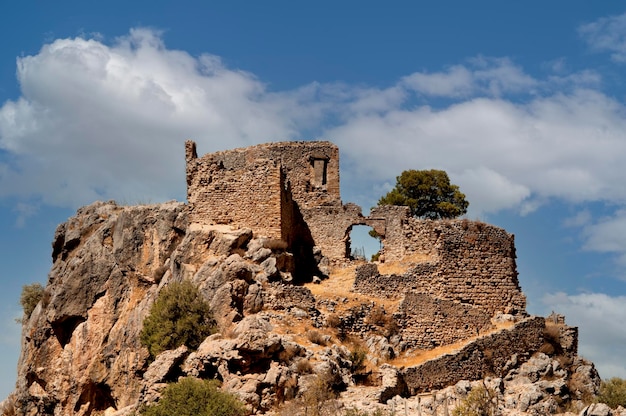 Ruinen der Burg von Carasta oder Vallehermoso in Olvera de Cadiz, Andalusien