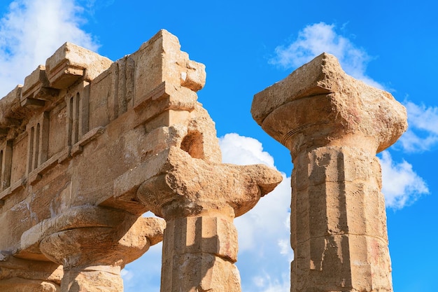 Ruinen der dorischen Akropolis und des Tempels von Selinunte in Sizilien, Italien