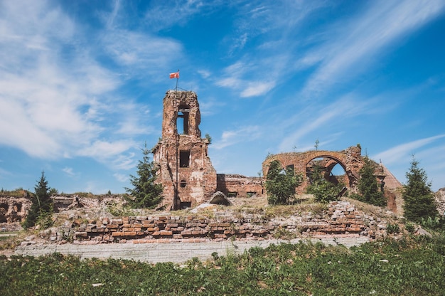 Ruinen der Kirche in der Festung Oreshek in Russland