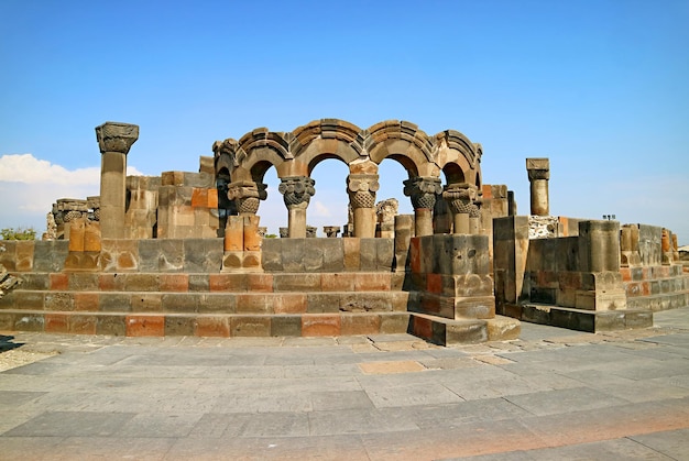 Ruinen der Zvartnots-Kathedrale UNESCO-Weltkulturerbe in der Stadt Vagharshapat in Armenien