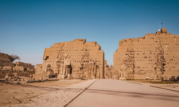 Ruinen des ägyptischen Karnak-Tempels das größte Freilichtmuseum in Luxor