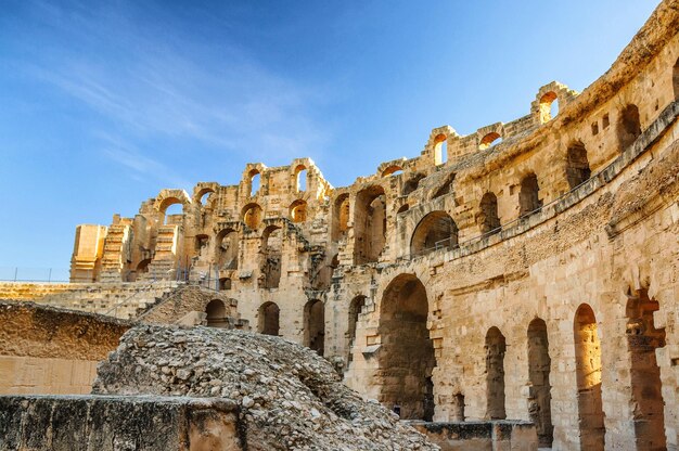 Ruinen des größten Kolosseums in Nordafrika El JemTunisia UNESCO