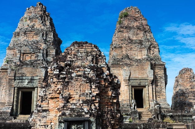 Ruinen des Ost-Mebon-Tempels Angkor-Bereich