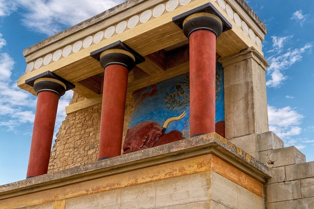 Foto ruinen des palastes von knossos auf der insel kreta griechenland berühmter minoischer palast von knossos