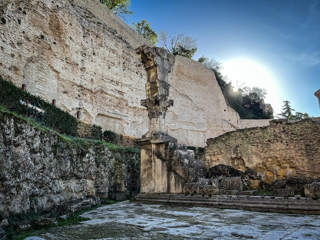 Ruinen eines antiken römischen Theaters