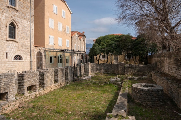 Ruinen in der Altstadt von Budva Montenegro