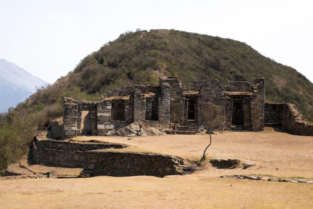 Ruinen von Choquequirao, einer archäologischen Stätte der Inka in Peru, ähnlich wie Machu Picchu.
