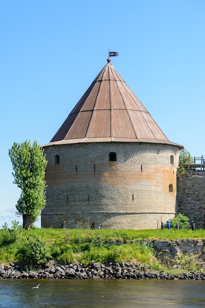 Foto rusia san petersburgo mayo 2023 shlisselburg oreshek fortaleza en el lago ladoga