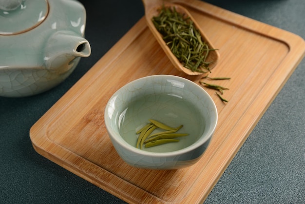 Árvore de chá natural chinês chá verde chá preto Maojian foto fofa