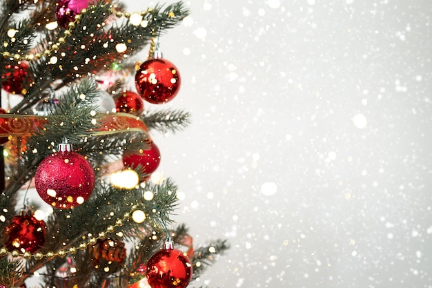 Árvore de Natal com ornamentos