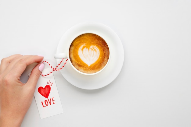 Foto saboroso café com rótulo de amor