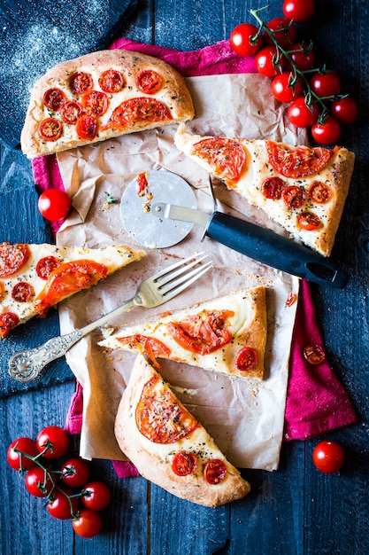 Saboroso feito à mão tomate Pizza pão