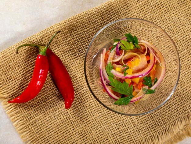 Sabroso ceviche de pescado gastronomía marinera.