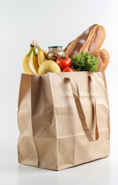 Saco de papel com legumes e garrafa de suco no fundo branco