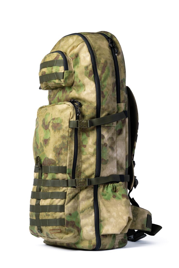 Foto saco militar isolado em fundo branco