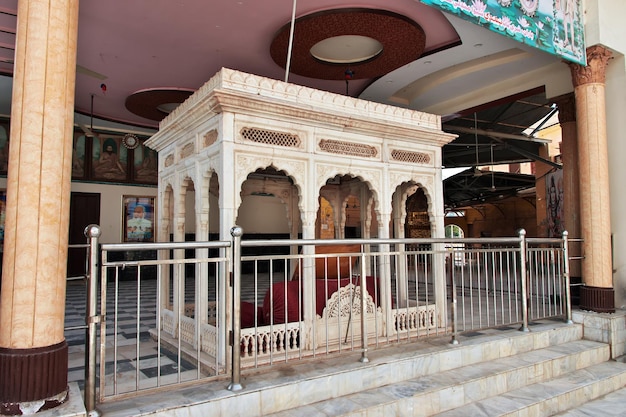 Sadhu belo, um antigo templo hindu em sukkur, paquistão