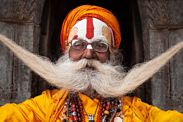 Sadhu im Pashupatinath-Tempel