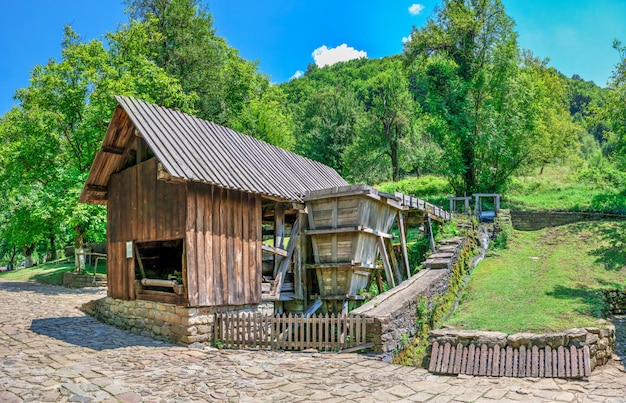 Sägewerk im Dorf Etar, Bulgarien