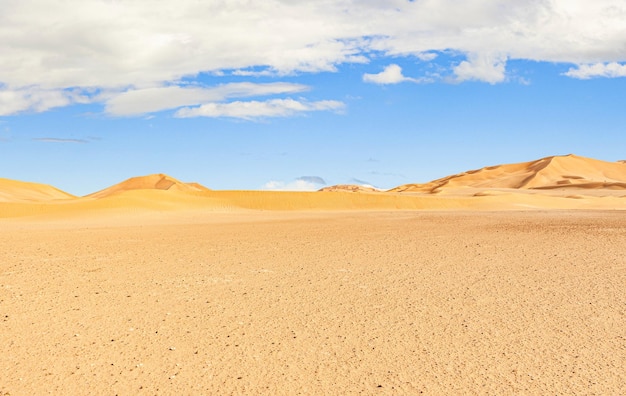 Safari de jipe no deserto de Omani Rub alChali