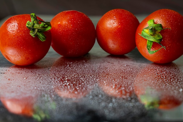 Saftige Kirschblüten Saftige Tomaten Frische Tomaten