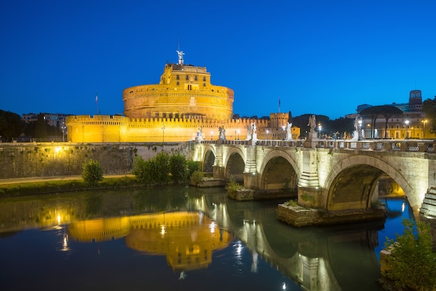 Saint Angel Castle in Rom, Italien mit bluesky