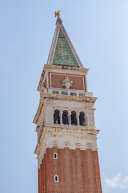 Saint Mark Glockenturmdetail in Venedig in Italien