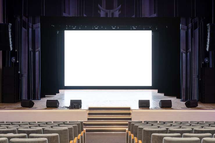 Foto sala de concertos do teatro com cadeiras