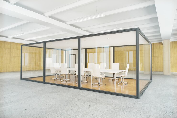 Foto sala de conferências dentro da caixa de vidro