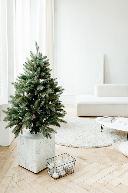 Sala de estar de Natal moderna em estilo branco Árvore de Natal