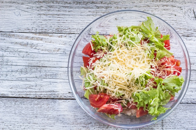 Salada Caesar com Frango