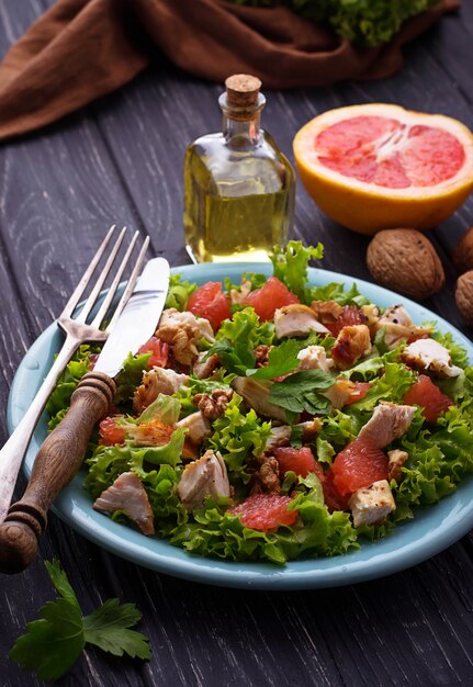 Salada com frango e grapefruit