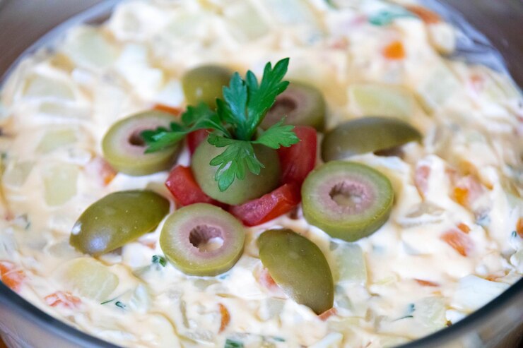 Foto salada de batata tradicional maionese caseira rústica