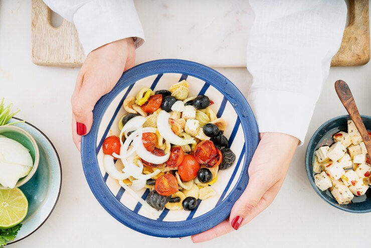 Foto salada de massa italiana tradicional