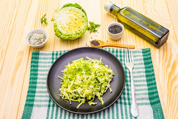 Foto salada de repolho fresco