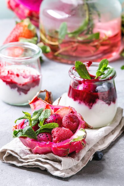 Salada em fruta do dragão