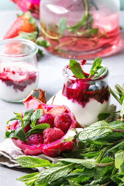 Salada em fruta do dragão