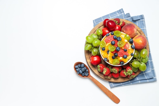 Foto salada de frutas con un concepto de nutrición sabrosa y saludable